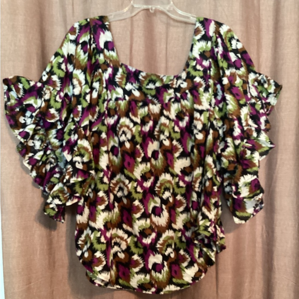 Womens Flowy Top